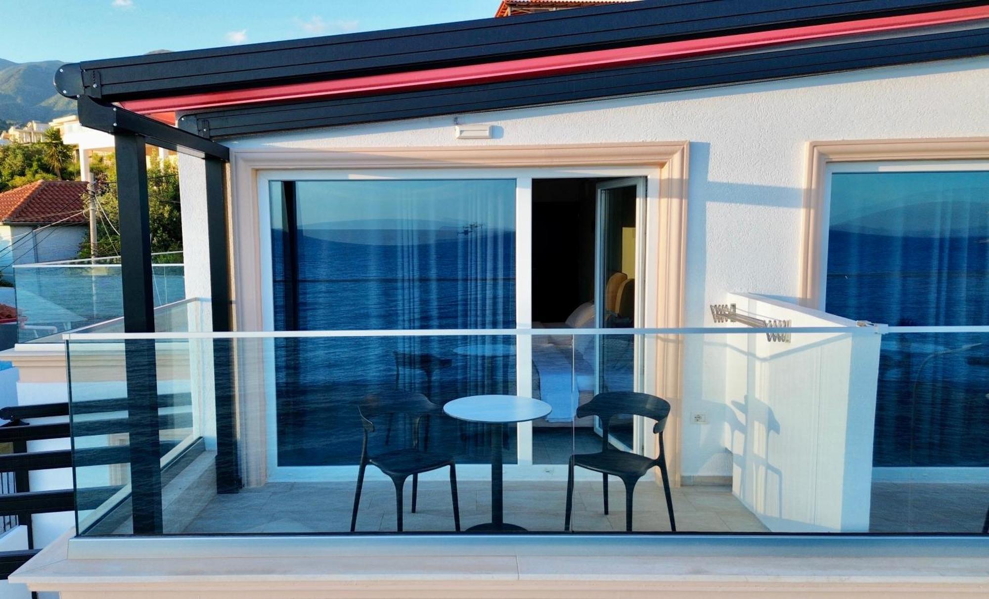 Bed and Breakfast Ionian Terrace Himarë Exterior foto