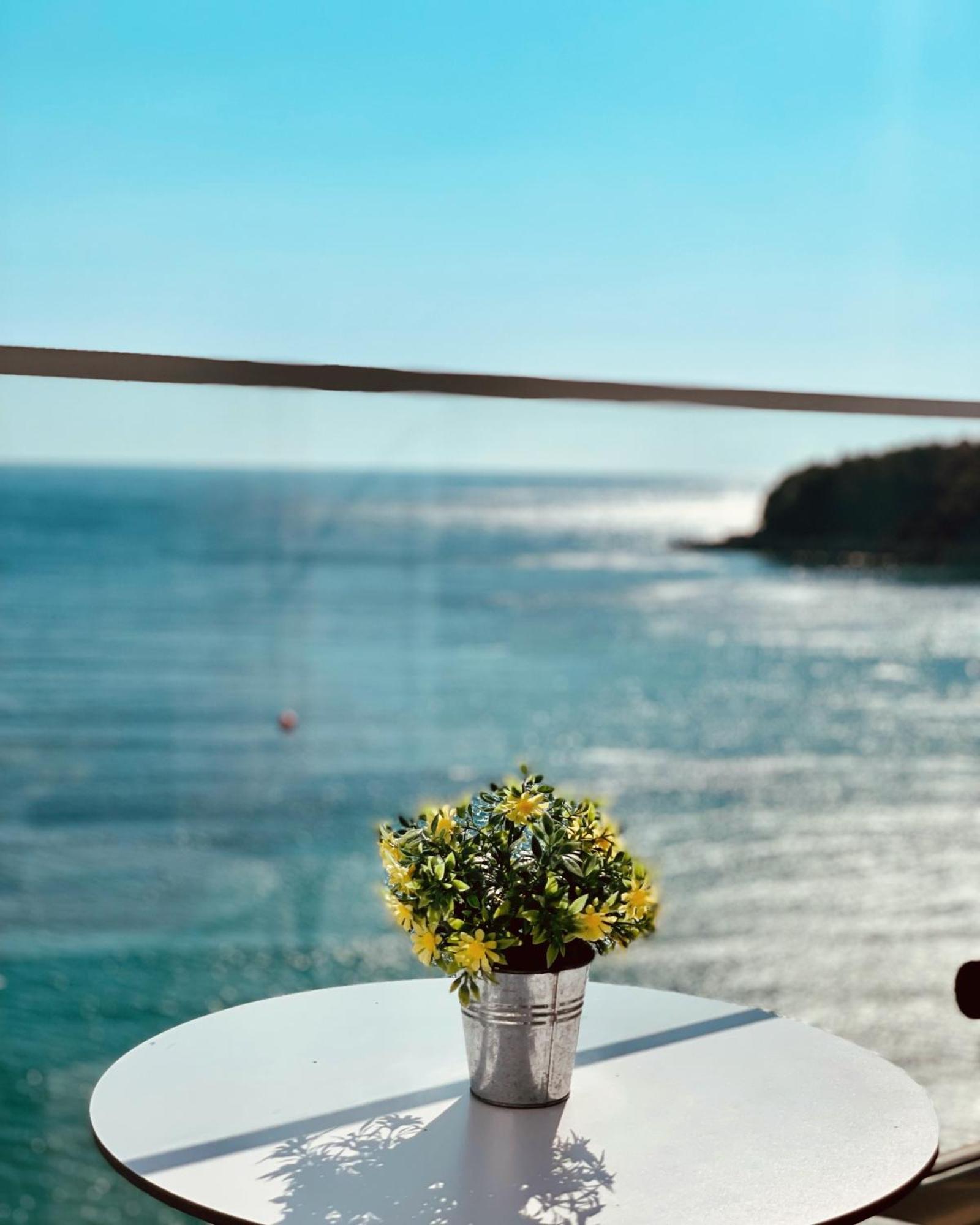 Bed and Breakfast Ionian Terrace Himarë Exterior foto